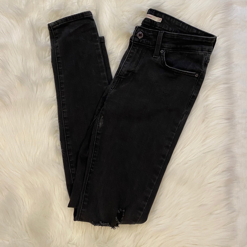 LEVIS